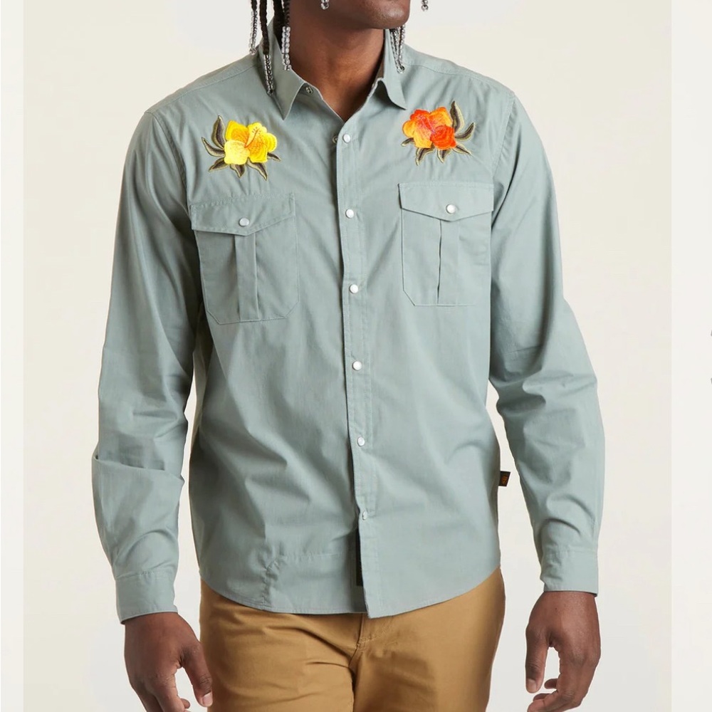 Howler Bros Gaucho Snapshirt - Hibiscus XL
